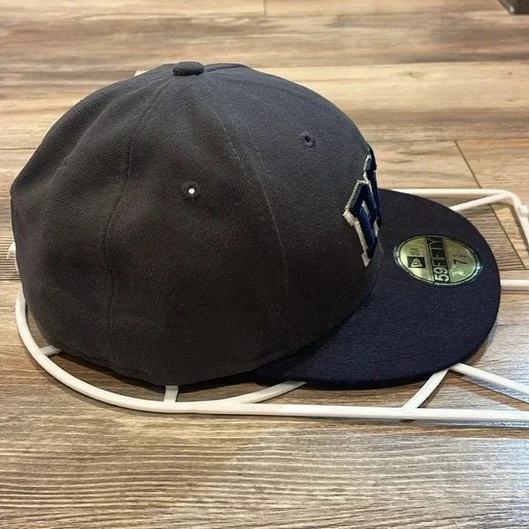 NWT Pitt Panthers New Era 59Fifty Flat Brim Gray Navy Gold Fitted Size 7 1/2 - Picture 2 of 6